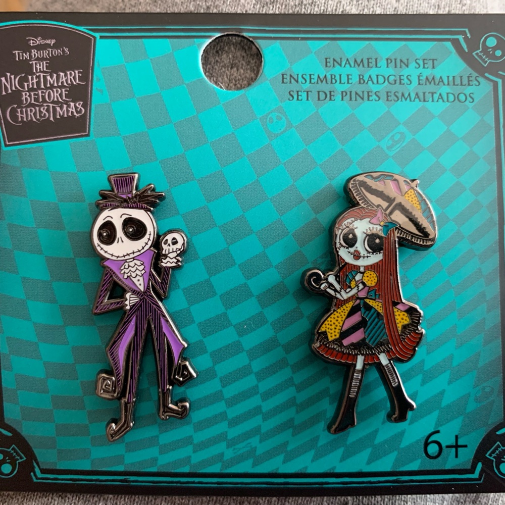New Loungefly The Nightmare Before Christmas Jack & Sally Fancy Pin Set